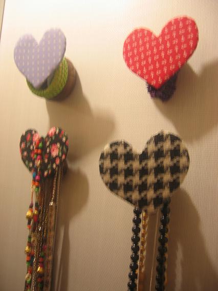 takı askısı